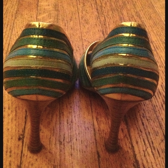 70's VINTAGE inspo - Picture 2 of 3